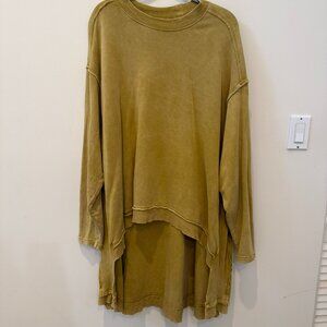 Free People Iggy Sweatshirt in Untold Gold, size M